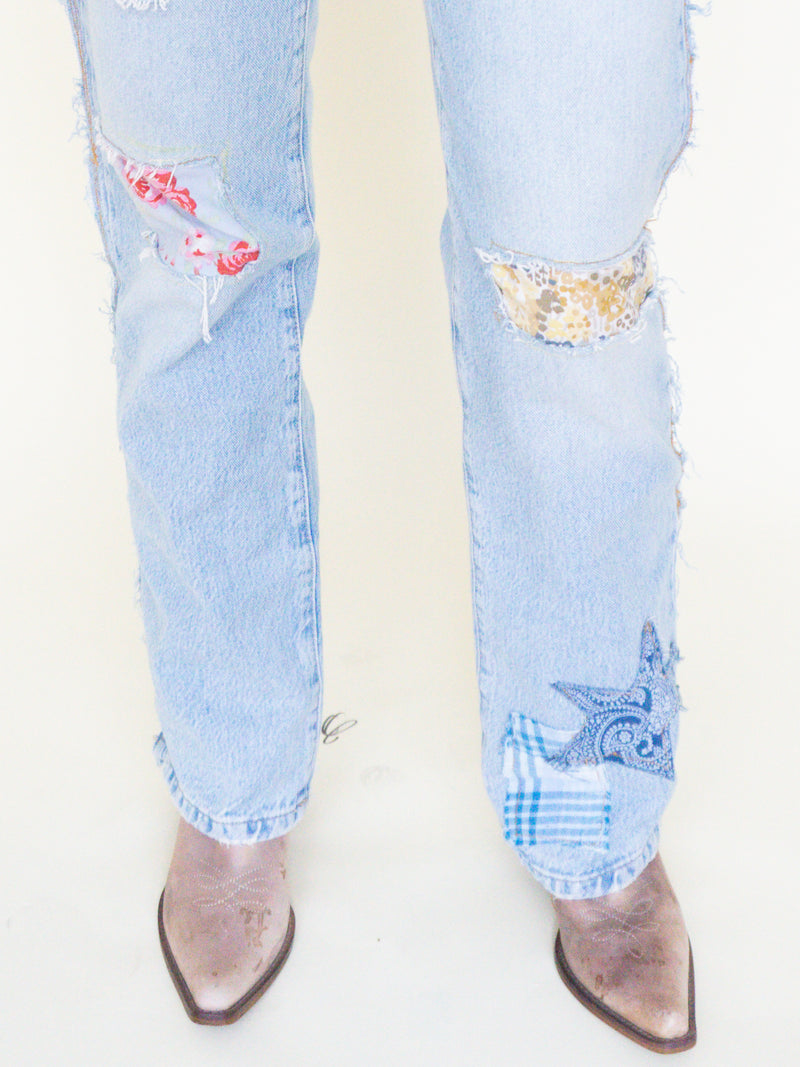 Floral Patchwork Boho Jeans Vintage Upcycle Lightwash Jeans